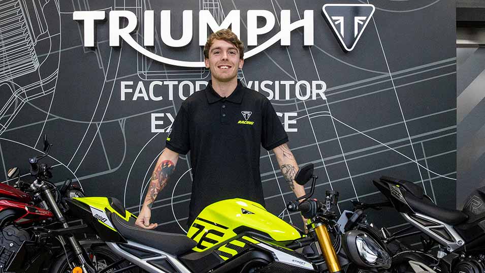 Triumph dynavolt top